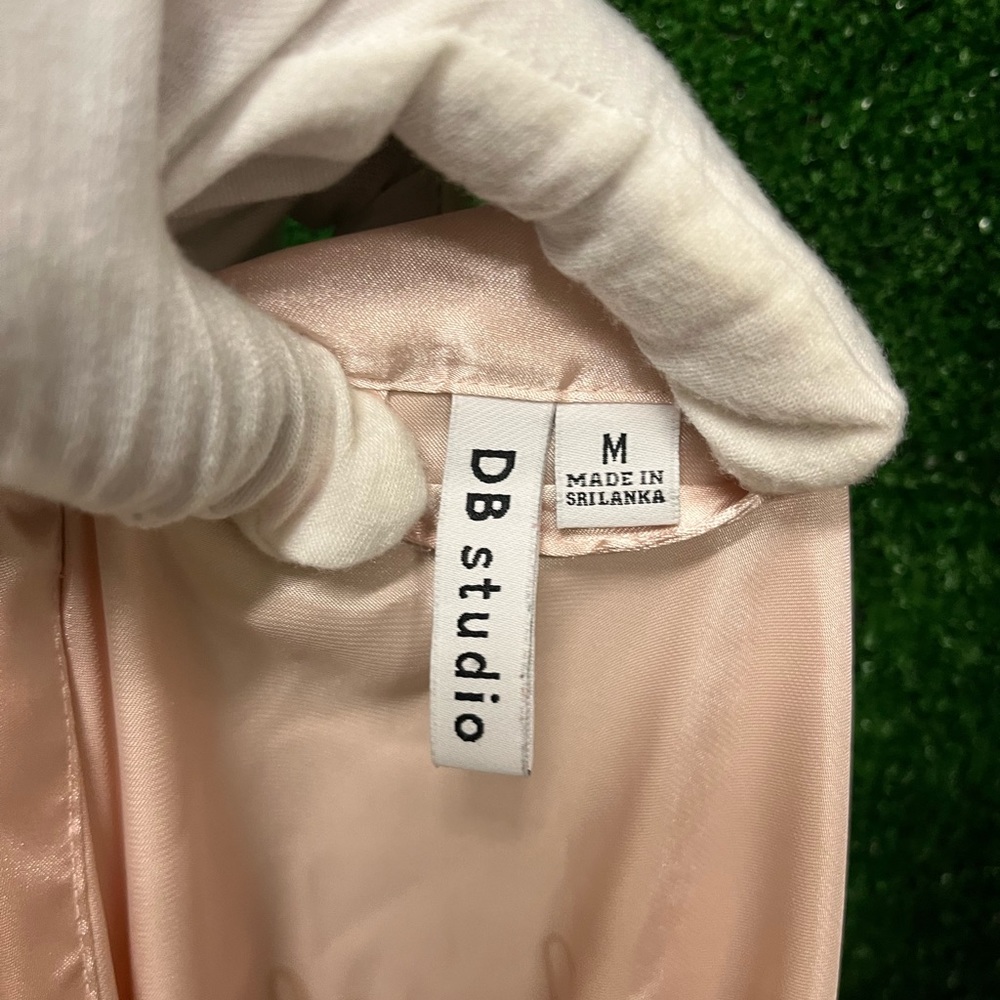 DB Studio Pink Flower Girl Robe Size Medium - Picture 4 of 5